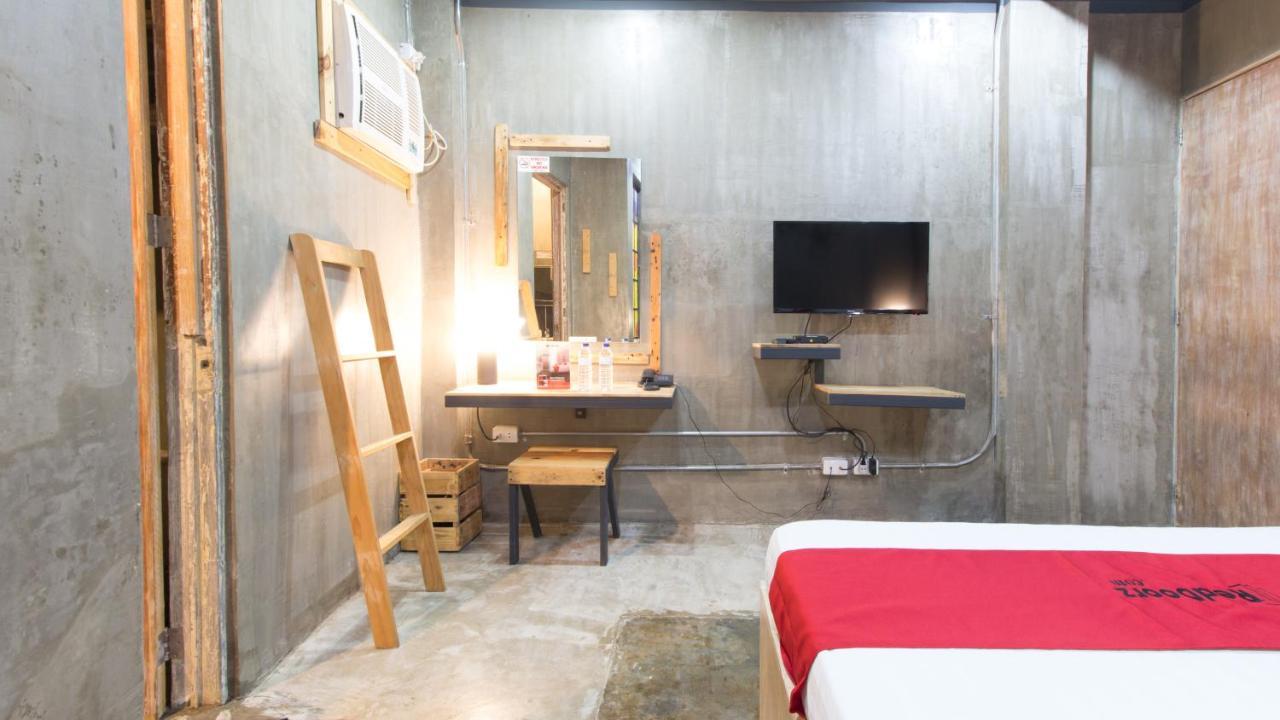 Reddoorz Plus @ Taft North Mandurriao Iloilo Esterno foto