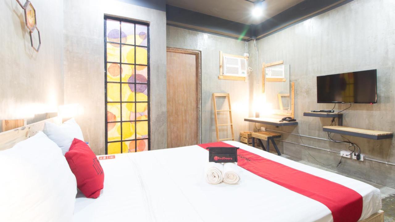 Reddoorz Plus @ Taft North Mandurriao Iloilo Esterno foto