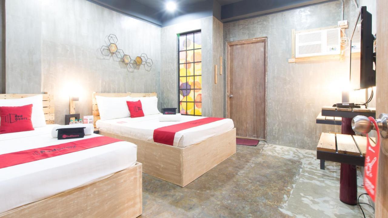 Reddoorz Plus @ Taft North Mandurriao Iloilo Esterno foto